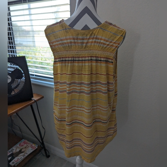 Cheerful yellow striped sleeveless summer top - Picture 3 of 5